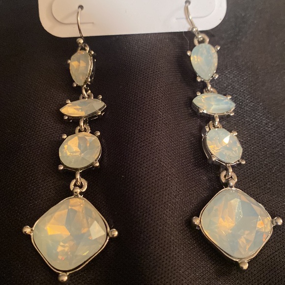 Charming Charlie,White Light Dangle Earrings, ,Beautiful ❤️💜🔥💚🔥🧡🔥 - Picture 1 of 4